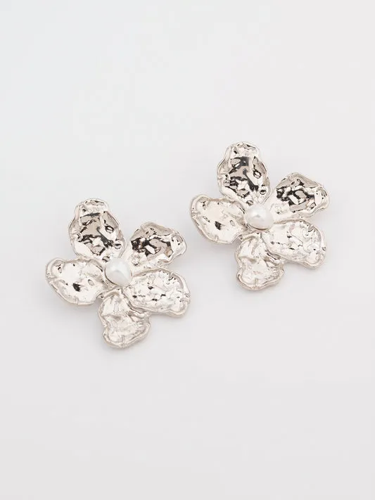 Dangle Pearl Earrings