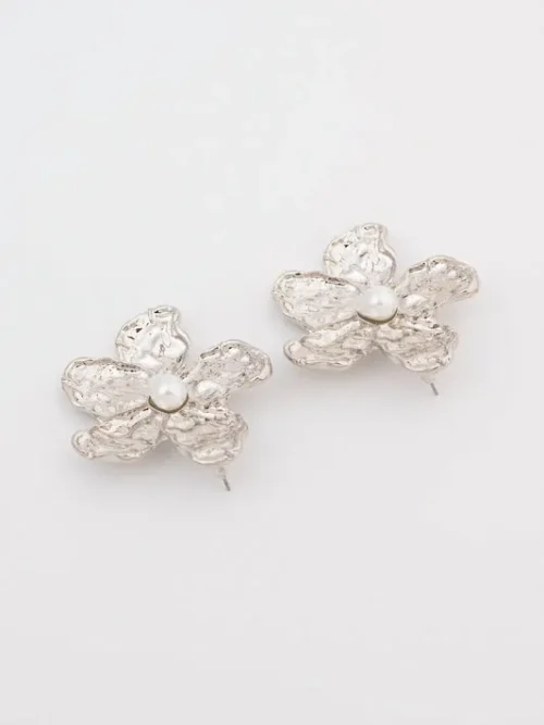 Dangle Pearl Earrings